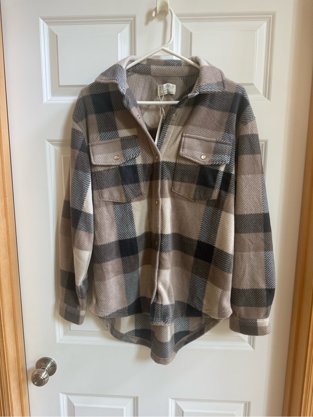 Z supply Plaid Shacket Jacket in Taupe, Cream & Black NWT size XS